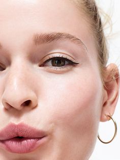 Glossier Campaign, Glossier Models, Glossier Beauty, Campaign Photography, Eyes Lips Face, Pro Tip, Fashion Photography Inspiration