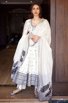 Ivory Handloom Chanderi Mirror Embellished Bollywood Inspired Anarkali Outfit Punit Balana, Aditi Rao Hydari, Aditi Rao, Long Anarkali, Gown With Dupatta, Embroidered Anarkali, Anarkali Dress Pattern, Indian Dresses Traditional, Traditional Indian Outfits