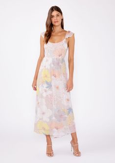 [Color: Natural/Blue] An image of a brunette model wearing a pretty chiffon spring maxi dress designed in a pink and blue floral print. With a slim fit bodice Flowy Skirt Short, Maxi Dress Designs, Bohemian Maxi, Bohemian Summer, Floral Print Chiffon, Bohemian Maxi Dress, Skirt Short, Slim Fit Top, Pink Floral Print