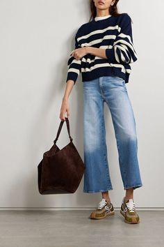 Jeans For Woman, Mother Clothing, Mother Jeans, Matthew Williamson, Designer Accessories, Weekend Wear, Light Blue Denim, Flared Jeans, Mode Inspiration