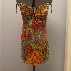 Beautiful Unaluna Dress! Very Colorful Strapless Dress New With Tags Purchased From A Boutique New Price 222$ Multicolor Print Sleeveless Mini Dress For Party, Sleeveless Multicolor Print Mini Dress For Party, Fitted Floral Print Strapless Dress For Vacation, Multicolor Floral Print Strapless Sundress, Multicolor Fitted Beach Dress, Multicolor Strapless Dress For Beach, Sleeveless Multicolor Print Party Dress, Multicolor Fitted Dresses For The Beach, Multicolor Strapless Summer Mini Dress