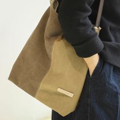 Overview： Design: Womens Canvas Splicing Tote Bag Canvas Handbag Canvas Tote Shoulder Bag for Men WomenIn Stock: Ready to Ship (2-4 days)Include: Only BagCustom: NoColor: KhakiLeather: CanvasMeasures: 35cm x 34cm x 9cm Weight: 0.45kgSlots: 1 main slotAccessories(option): NoneStyle: Womens Canvas Splicing Tote Bag Canvas Handbag Canvas Tote Shoulder Bag for Men WomenVery durable (At least 5 Years) and it should last a life time Description: The Khaki Canvas Splicing Tote Bag is a standout accesso Khaki Canvas Shoulder Bag With Canvas Lining, Functional Khaki Rectangular Canvas Bag, Khaki Canvas Bag With Double Handle, Solid Canvas Bag With Zipper Closure, Rectangular Shape, Military Style Khaki Rectangular Shoulder Bag, Felt Hair Accessories, Needle Felting Supplies, Leather Craft Projects, Leather Diy Crafts