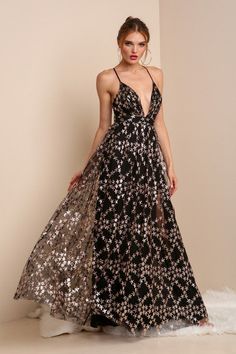 Stars Shimmery Gown - Hippie Vibe Tribe Fitted Evening Dress With Star Print, Fitted Star Print Dresses For Evening, Fitted Star Print Dress For Evening, Star Print Evening Dresses For Party Season, Elegant Star Print Party Dresses, Elegant Star Print Evening Dress, Elegant Evening Dress With Star Print, Star Print Dress For Party Season, Black Holiday Gown Floor-length