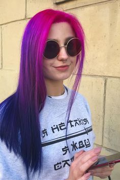 Blue Purple Background, Hair Color Ideas Trending, Pink And Purple Background, Blue Purple Hair, Blue And Pink Hair, Pink Purple Hair