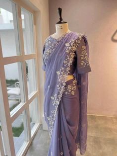 Silk Saree Blouse Designs Patterns, Girls Designer Dresses, Silk Saree Blouse Designs, Cutwork Embroidery, Indian Gowns Dresses