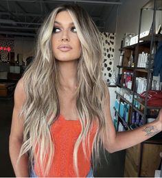 Blonde Balayage With Extensions Long Hair, Brown Blonde Hair Extensions, Blonde Lived In Hair Color, Dirty Blonde With Money Piece, Winter Hair Colour For Blondes, 22 Inch Hair Extensions, Haircuts For Straight Hair, Balayage Hair Extensions, Wear Headphones