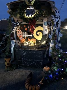 the back of a car decorated with halloween decorations