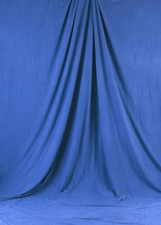 an image of a blue background that looks like it could be used as a backdrop