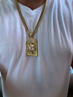 Gold Chains Men, Jesus Piece Chain, Jesus Jewelry, Big Gold Chains, Dope Jewelry Accessories, Streetwear Jewelry, Jesus Piece, Cross Jewelry Necklace, Diamond Ice