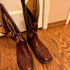 Men's Square Toe Ostrich Boot. Sole Savers. Slight Wear On The Toes. Good Condition. Luxury Brown Square Toe Cowboy Boots, Luxury Crocodile Pattern Snip Toe Cowboy Boots, Ostrich Cowboy Boots Men, Luxury Vintage Men's Cowboy Boots, Patrick Brown, Mens Square Toe Cowboy Boots, Ostrich Boots, Cowboy Western, Western Cowboy Boots