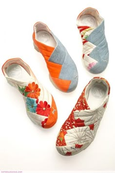 Japanese Culture •~• Puma Yutori Kimono shoes Kimono Shoes, Sewing Slippers, Pola Topi, Diy Slippers, Shoe Pattern, How To Make Shoes, Diy Shoes, Drops Design