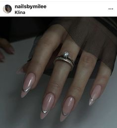 Silver Details Nails, Adele Nails, Long Almond Nails Designs Classy, Almond Nails Designs Simple, Nail Inspo Stiletto, Summer Gel Nails, Pointed Nails, Sassy Nails, Casual Nails