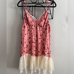 Anthropologie Gulhatun Aydin Sweetheart Mini Lace Dress Chemise Lace Trim , Sleeveless , Adjustable Spaghetti Straps , Pullover Style , Poly Viscose Elastane , Machine Wash Color- Pink & Cream New With Tags Size: Medium Length 28” Approx Heart Print Chemise , Intimates , Silky Chemise , Printed Chemise Dress , Mini Dress, Lace Coquette Sleeveless Mini Dress With Lace Trim, Sweet Pink Sleeveless Mini Dress, Cute Sleeveless Dress With Lace Trim, Cute V-neck Dress With Lace Trim, Cute Pink Dress With Sweetheart Neckline, Sweet Pink Beach Dress, Sweet Pink Dress For The Beach, Coquette Sleeveless Mini Dress For Summer, Sweet Fitted Sleeveless Mini Dress