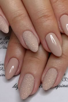 Fun Summer Nail Designs to Try This Summer ★ See more: http://glaminati.com/summer-nail-designs-try-july/ Wedding Nail Art Design, Wedding Nails Glitter, Nails Elegant, Nail Salon Design, Wedding Nails Design, Nail Art Wedding, Bride Nails, Bridal Nails