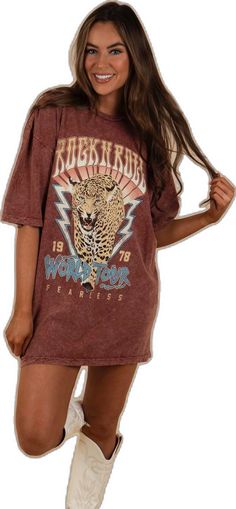 Trendy Brown Relaxed Fit T-shirt, Trendy Relaxed Fit Washed T-shirt, Brown Washed Short Sleeve T-shirt, Oversized Washed T-shirt, Trendy Acid Wash Short Sleeve Tops, Distressed Brown Summer Tops, Trendy Distressed Crew Neck T-shirt, Trendy Distressed T-shirt With Crew Neck, Trendy Oversized Acid Wash T-shirt