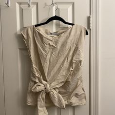 Size M Never Used Zara Top Chic Neutral Tops For Day Out, Khaki Tops For Spring Vacation, Beige Linen Blouse For Day Out, Chic Beige Top For Vacation, Chic Beige Tops For Vacation, Cream Linen Top For Day Out, Zara Summer Tops In Neutral Color, Zara Neutral Tops For Summer, Zara Beige Top For Beach