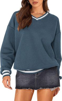 Women's Oversized Pullover Sweatshirt. Womens Oversized Sweatshirts, Preppy Clothes, Knit V Neck, V Neck Pullover, Oversized Pullover, Oversized Sweatshirt, Preppy Outfits, Striped Knit