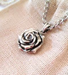 ★ Rose Flower Pendant ★ Handcrafted Rose Flower pendant/necklace for Men and Women. * Materials/Finishes ➤ Artificially Aged (Black/Grey Oxidized) Silver 925 * Dimensions ➤ ~ 2.2 x 1.9 x 0.9 cm (~ 0.9 x 0.7 x 0.3 inches)/Bail: Suitable for up to ~ 4.5 mm (~ 0.18 inches) Chain  * Weight: ~ 11 grams in Silver 925 ----------------------------------------------------------------------------- IMPORTANT NOTES: ----------------------------------------------------------------------------- ➤ When buying Cheap Vintage Flower Pendant Jewelry, Rose Jewelry Flower, Sliver Necklace, Silver Rose Ring, Rose Bag, Silver Flower Necklace, Pretty Jewelry Necklaces, Necklace Flower, Rose Pendant