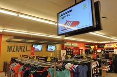 the digital signage can also make an effective addition to advertising or marketing message, along with adding additional information