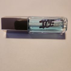 Nwot Brand New Fenty Beauty Authentic Gloss Bomb Color Gloss Bomb Ice-Cold Heart'd Makeup Fenty Beauty, Fenty Beauty Gloss Bomb, Fenty Beauty Makeup, Lip Gloss Shades, Lip Shine, Lip Paint, Lip Glow, Fenty Beauty, Lip Balm Gloss