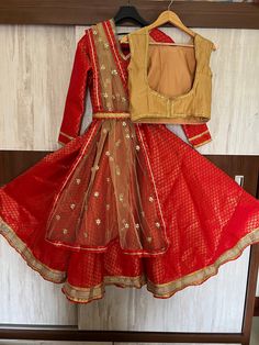 Costume includes full flared anarkali kurta+ belt+ dupatta + leggigs  Drop a message to order - custom made - can be done in any colour - made as per measurements  - group costumes order invited - Anarkali kurta+ dupatta + churidar + belt  Kathak dress- Anarkali costume - Anarkali suit- Bharatnatyam dress - Indian dance - bollywood costume - customise costume We create inspirational costumes also. You can share any design in your mind with us or share a reference image, We will custom make it in your budget Whatsapp +91 7737288355 Instagram : https://instagram.com/rhythmdancewears?utm_medium=copy_link Tvd Dance, Kathak Dress, Bharatnatyam Dress, Full Flared Anarkali, Kathak Costume, Dance Bollywood, Flared Anarkali, Dress Anarkali, Red Anarkali