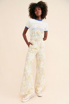 Rent Mila Flare Pant from Nuuly. Pick 6 items for $98/month. Free shipping + returns. Holiday Retail, Thrift Clothes, Flare Pant, Holiday Design, Mini Dresses, Clothes Online, Flare Pants, Set Dress, Casual Pants