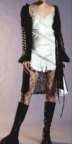 Buisness Goth Outfit, Band Outfits Stage Grunge, 1960s Female Fashion, Eccentric Party Outfit, London 90s Fashion, Rocker Punk Outfits, 1980s Club Fashion, Dark Maximalism Fashion, Feminine Punk Fashion