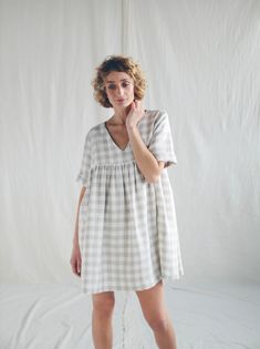 Checkered Linen Smock Mini Dress CECILE / OFFON Clothing - Etsy Short Maternity Dress, Folded Sleeves, How To Fold Sleeves, Style Finder, Linen Shirt Dress, Ruffled Skirt, Ruffle Skirt, Smock Dress, Linen Dresses