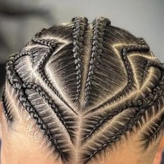 𝗕𝗿𝗮𝗶𝗱𝗦𝘁𝗮𝗿𝘇 🌟 on Instagram: "Do you like it 🥰🤔 ? • Wanna see more posts like this ? •⁣ FOLLOW us @braidstarz for more 💎⁣ Tag a friends to see it 👇🏻⁣ -⁣ by @esthersbraids All rights and credits reserved to the respective owner(s) 🎯 Send us your Photos & Videos 🎯 Tag our page on your posts 📢 TURN ON POST NOTIFICATIONS 🔔 Make sure that you register in our website (link on bio) 🉐️ Click here For any Promo and Co-operation ⬇️ @braidstarz_ad @braidstarz_ad @braidstarz_ad 🕊 This pa Twist Locks Hairstyles, Full Head Braids, Men Braid Styles, Mens Twists Hairstyles, Boy Braids, Braids With Fade, Head Braid, Latest Braided Hairstyles, Hair Braid Patterns