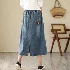 SPECIFICATIONS 6032A Summer Women's Denim Skirt Vintage Style High Waist A-line Long Skirts Y2K Streetwear Casual Loose Straight Female Dresses Brand Name: LFFMHMT Material: COTTON Material: Polyester Style: Casual Elasticity: Slight Strech Origin: Mainland China CN: Guangdong Season: Summer Fabric Type: Denim Waistline: Natural Factors Pattern Type: Floral Fit Type: LOOSE Silhouette: A-LINE Dresses Length: Ankle-Length Age: MIDDLE AGE Decoration: Embroidery Place Of Origin: China (Mainland) is_ Skirts Y2k, Womens Denim Skirts, Floral Fit, Streetwear Casual, Long Skirts, Skirt Vintage, Girls High, Summer Fabrics, Blue Skirt