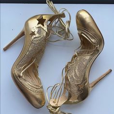 New. Tie Up Star Shoes. Gorgeous. No Box. Celestial Shoes, Actor Dr, Whimsical Shoes, Gold Shoes Heels, Golden Treasure, Shiny Shoes, Costume Inspo, Silent Hill, Star Shoes