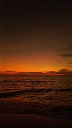 Sunset Wllper Aesthetic, Dark Summer Wallpaper, Summer Sunset Wallpaper, Sunset Aesthetic Beach, Beach Aesthetic Sunset, Sunrise Wallpaper, Sunset At The Beach, Beach Sunset Wallpaper, Image Nature