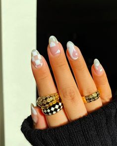 50+ Amazing White Nails For Your Next Manicure; y2k nails! This includes white nails with designs, white nails acrylic, white nails ideas, white nails short, white nails design, white nails almond, white nail designs, white nail ideas, white nail art & more! This also includes fun white nails, cute white nails, elegant white nails, fun white nails, almond nails white, white nails milky, elegant nails white & more! #whitenails #whitenailsacrylic #whitenailsideas Nails Milky, White Nail Ideas, Nails Elegant, Nails Fun, White Nail Art, Y2k Nails, Nails White, White Nail Designs, Pink Nail Designs