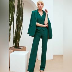 Super Stretchy/Comfy Emerald Green Suit For Interviews Or Formal Events! Handmade. Never Worn. Amazing Quality. Comes With Vest, Blazer, And Pants. Green Suits Prom, Woman Suit Fashion Party, Womens Pant Suits Wedding, Emerald Suit, Emerald Green Suit, Fashion Publication, Green Suit Women, Xmas Dresses, Formal Pant Suits