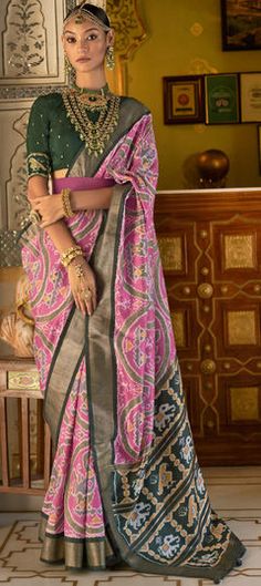 Multicolor color Saree in Patola Silk, Silk fabric with Printed work Multicolor Ikat Print Blouse Piece For Diwali, Fitted Multicolor Ikat Print Saree, Patan Patola Saree Blouse, Desi Outfits, Backless Blouse Designs, Patola Saree, Traditional Saree, Backless Blouse, Traditional Sarees