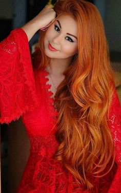 Chica Cool, Pretty Redhead, Beautiful Red Hair, Long Red Hair, Redhead Beauty, Auburn Hair