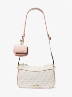 Our Jet Set crossbody bag is the perfect blend of timeless and of-the-moment style. Featuring a detachable case to safely store your Apple Airpods Pro®, it’s crafted from Signature Logo-print canvas with polished hardware for sporty-chic appeal. Aesthetic Shoulder Bag, Bag Wishlist, Purse And Wallet Set, Cute Purse, Apple Airpods Pro, Girly Bags, Apple Inc, Bags Logo, Cute Fit