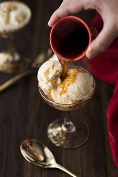 Affogato Photography, Coffee Puns, Shot Of Espresso, Food Photography Inspiration, Product Photographer, Coffee Aesthetic, Photography Food, Food Photography Styling, Recipe Images