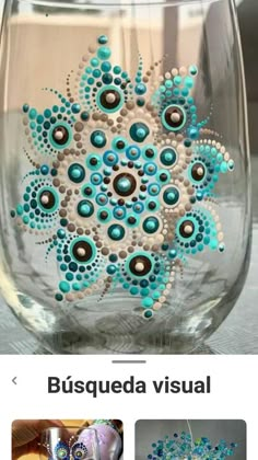 an image of a glass with beads on it and the words busqueda visual