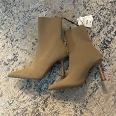 Never Worn, Decided I Need Smaller Size Fitted Ankle Strap Boots For Fall, Chic Zara Summer Boots, Chic Ankle Strap Boots For Spring, Beige Ankle Strap Boots For Fall, Chic Beige Ankle Strap Boots, Chic Ankle Strap Beige Boots, Chic Summer Boots By Zara, Beige High Ankle Heels, Zara Chic Summer Boots