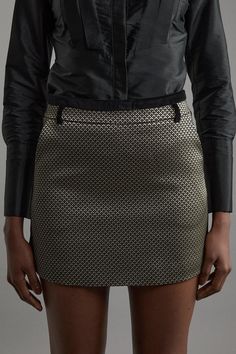 Feel Elevated In Our Mini Skirt, With A High Quality, Tailored Design That Features A Figure Hugging Silhouette. The Monochrome, Geometric Pattern Makes For A Classic Piece With A Dynamic Design. Pair It With A Knit Jumper Or Jacket And Loafers For An Elevated Daytime Look, Perfect For Year-Round Wear. Geometric Jacquard Velvet Mix Tailored Mini Skirt Textured, Velvet Jacquard Fabric Subtle Geometric Pattern Flattering Fitted Silhouette Comfortable High Waistline Contrasting Waistband And Pocket Petite Work Outfits, Petite Wedding Guest Dresses, Plus Size Workwear, Skirt Collection, Plus Size Formal, Hugging Silhouette, Tall Dresses, Outfits Petite, Petite Coat