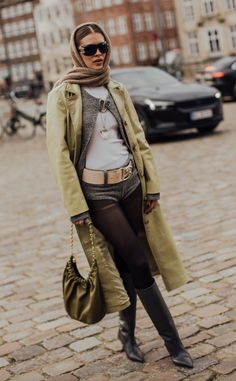 Winter Drip, Winter Inspo, Fall Fits, Tights Outfit, Bruce Lee, Fit Inspo, Street Styles, Get Dressed, Fashion Inspiration