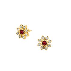 18 karat yellow gold Champagne diamonds 0.40 to 0.70 carat approx. Gemstones 0.20 to 0.40 carat approx. Post backs for pierced ears Gold Champagne, Diamond Flower, Champagne Diamond, Emerald Gemstone, Flower Studs, Champagne Gold, Pierced Ears, Ear Piercings, Blue Sapphire