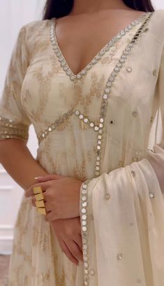 Salwar Kurta Designs, Salwar Kurti, Stylish Kurtis Design, Fusion Wear, Churidar Designs, Simple Kurta Designs, Simple Kurti Designs, Designer Kurti Patterns