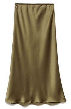 Every closet craves this staple satin midi skirt elevated in glossy satin. Elastic waist 96% polyester, 4% elastane Hand wash, line dry Imported Looks Festival, Satin Long Skirt, Dark Grey Skirt, Satin Slip Skirt, Maxi Rok, Judas Priest, Long Skirts For Women, Satin Midi Skirt, Slip Skirt