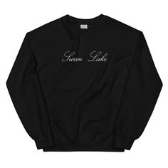 #balletcore #ballerina #ballet #coquette #dollette #girlblogger #aesthetic #peroxidejuliet Georgia Sweatshirt, Girlblogger Aesthetic, Swimsuit Workout, Kids Daycare, Chic Sweaters, Swan Lake, Embroidered Sweatshirt, Cozy Sweatshirts, Embroidered Sweatshirts