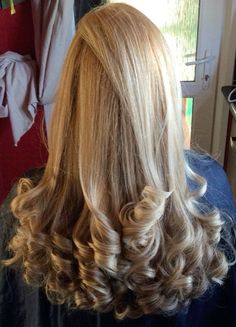 Hair Inspo Vacation Hairstyles, Hairstyles 2024, Curls For Long Hair, Viral On Tiktok, Hair Do, Your Hairstyle, Going Viral, Long Blonde Hair