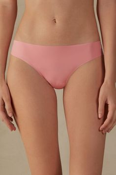 Comfortable Brazilian panties in seamless soft ultralight microfiber. 100% cotton inner gusset. Ideal for those looking for items that are invisible underneath fitted clothing. Elegant Seamless Second-skin Bottoms, Soft Solid Color Intimate Briefs, Soft Stretch Intimate Briefs, Pink No-show Smoothing Bottoms, Solid Color Soft Touch Intimate Briefs, Solid Smooth Texture Intimate Briefs, Fitted Clothing, Pink Out, Brazilian Cut