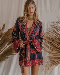 Please note: When this product is sold out, it will not be restocked or available again. Step into elegance with our September Sky Short Kimono, designed for a classic and minimalist look. Its shorter length adds versatility, making it a perfect companion for any outfit in your wardrobe. Whether you're dressing up or keeping it casual, this kimono effortlessly complements your style. Embrace the timeless allure of the September Sky Short Kimono and make a statement wherever you go. Size: Our model is 172 cm and wearing size M (88-94 cm | 35-37 inch) and wears a kimono with the length of 85 cm Maxi Kaftan, Mesh Laundry Bags, Short Kimono, Out Of Shape, Clothing And Textile, Viscose Fabric, Custom Made, Clothing Items, Dress Up