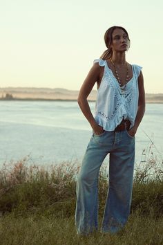 Relaxed Fit Outfits Women, Cool Country Outfits, Boho Modern Style, Country Woman Outfits, Round Top Texas Outfits, Rodeo Chic Outfits, Free People Inspired Outfits, Bohemian Outfits Women, Free Spirit Chic